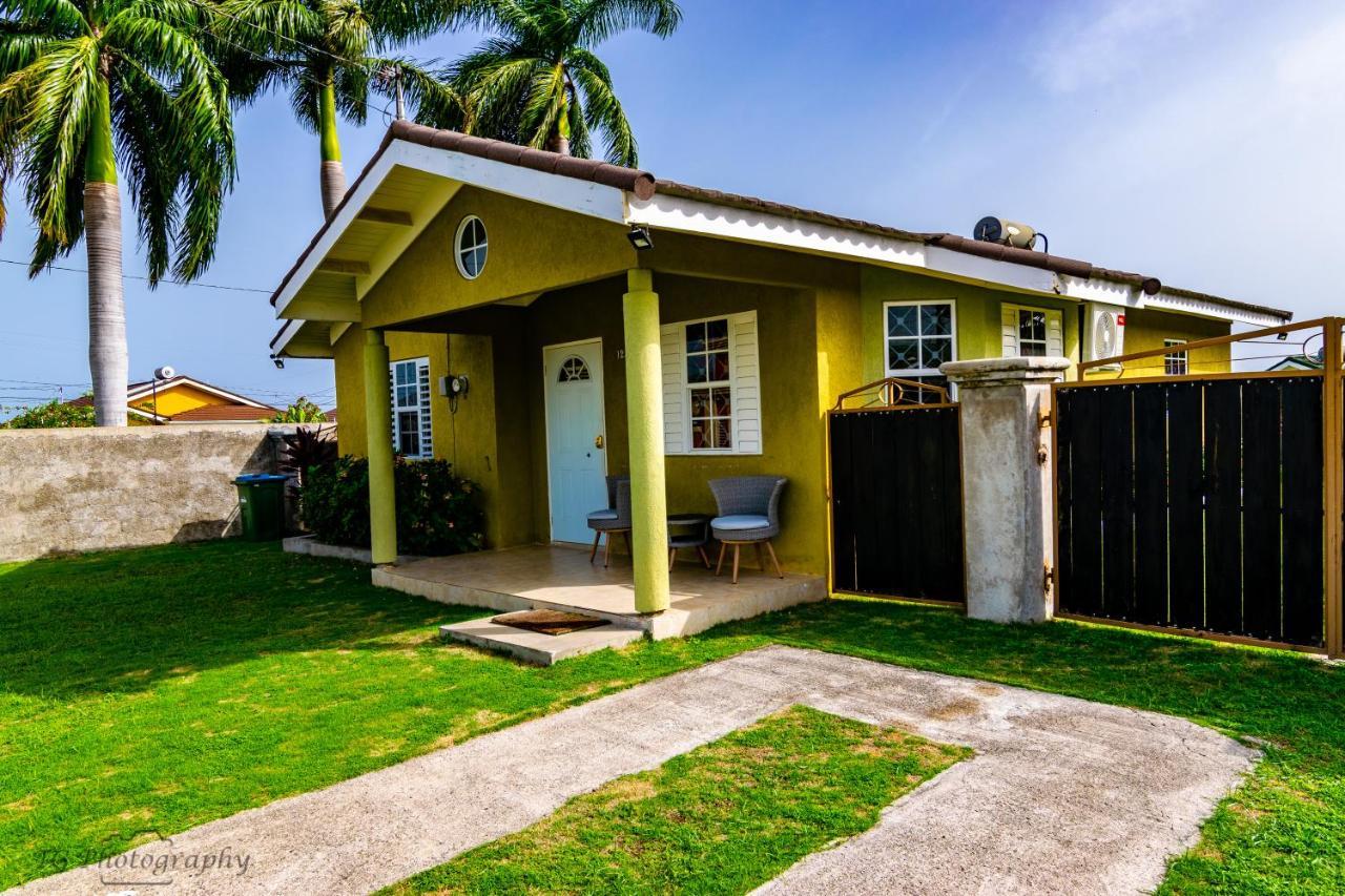 Ocho Rios - Drax Hall Country Club 2-Bed Luxury Villa 奥乔里奥斯 外观 照片
