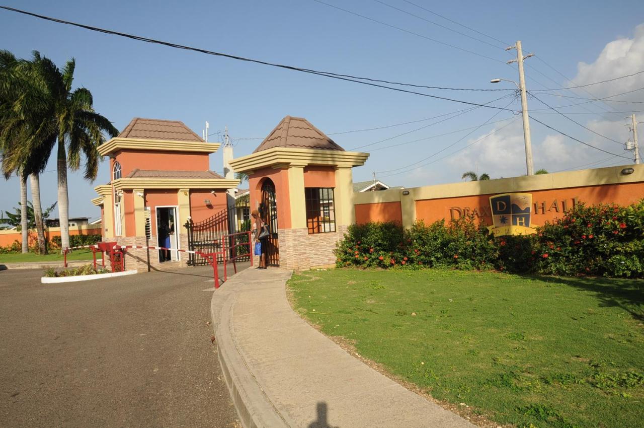 Ocho Rios - Drax Hall Country Club 2-Bed Luxury Villa 奥乔里奥斯 外观 照片