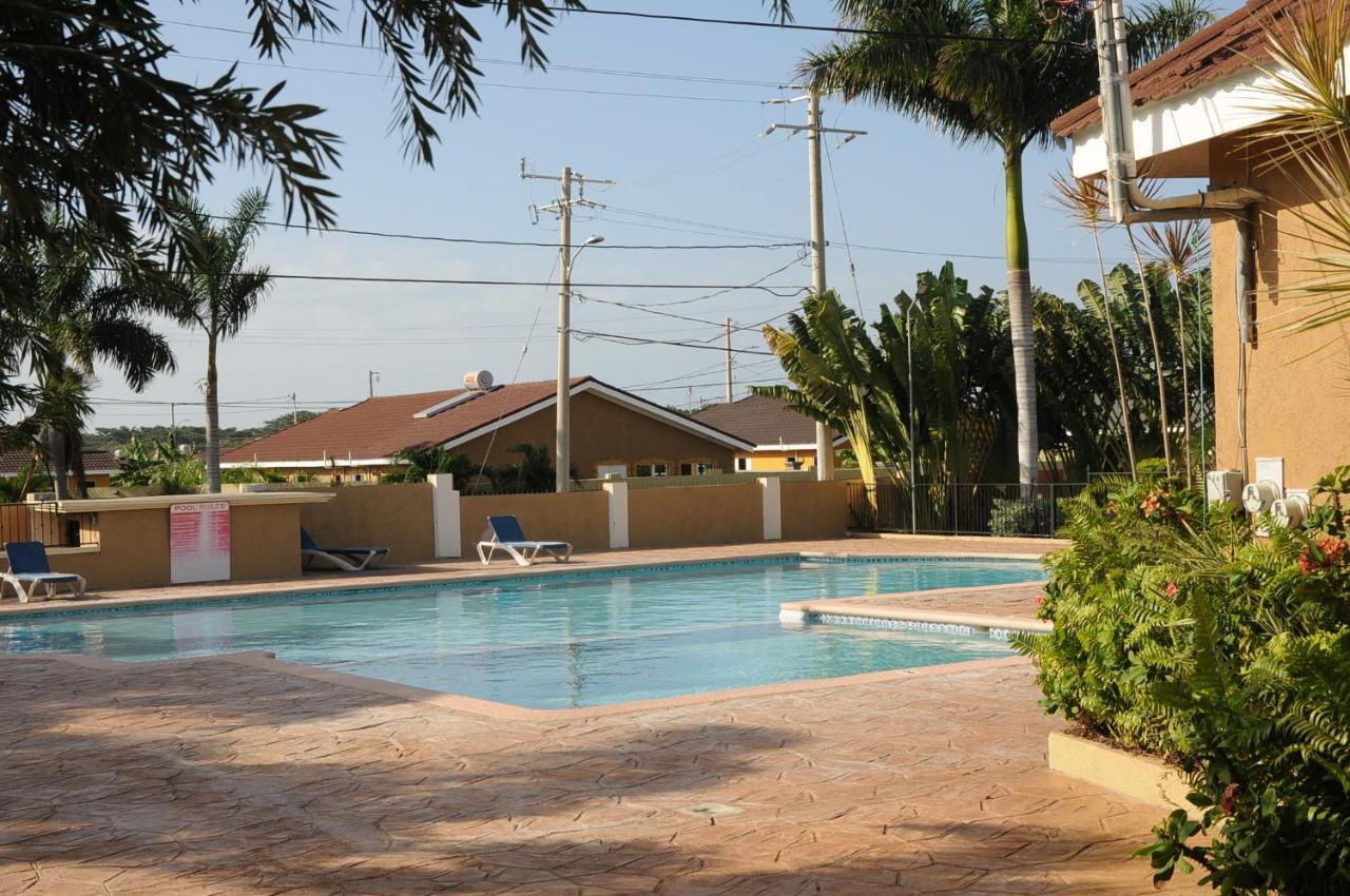 Ocho Rios - Drax Hall Country Club 2-Bed Luxury Villa 奥乔里奥斯 外观 照片