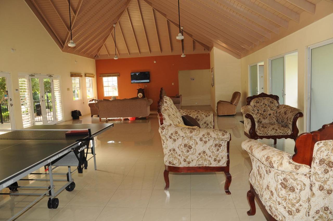 Ocho Rios - Drax Hall Country Club 2-Bed Luxury Villa 奥乔里奥斯 外观 照片